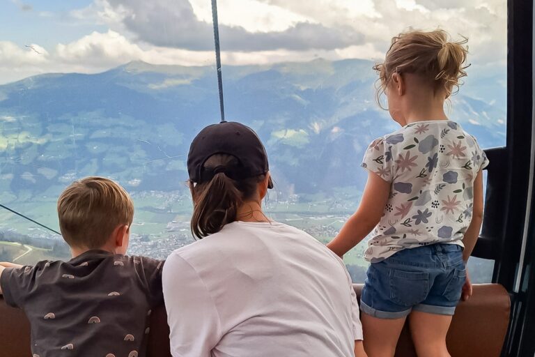 Interview Yasmine und Nadine, Familie Yasmine, REINHOLD KELLER