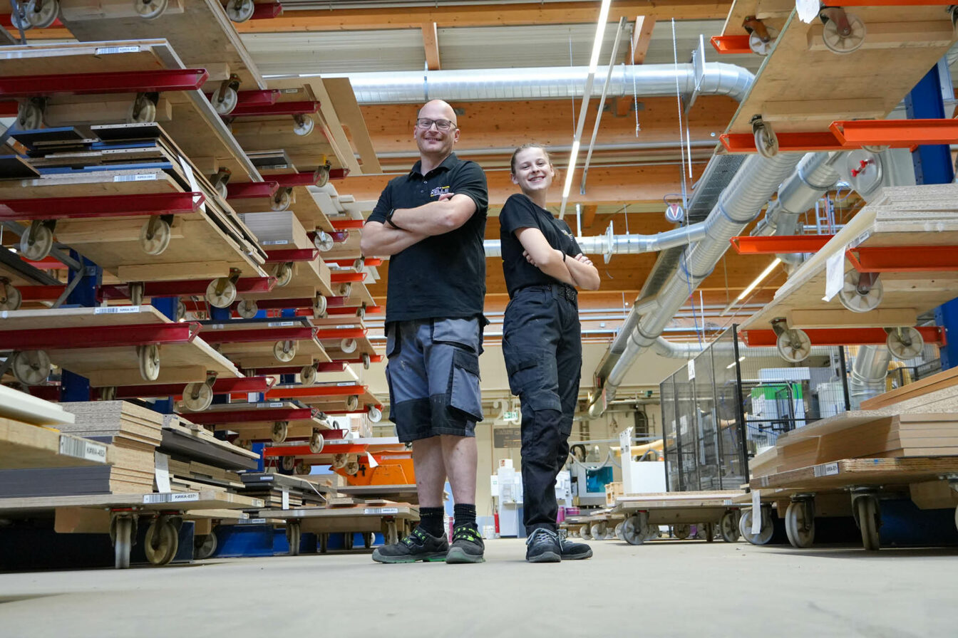 Alicia and Tobias – Production, Carpenter Interview, REINHOLD KELLER Group