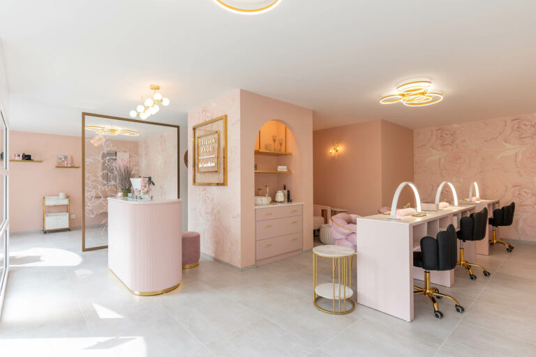 Oriella Page beauty salon in Agno, Atellier