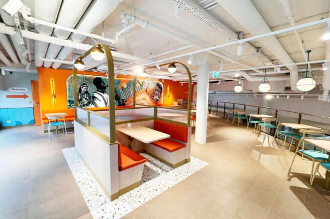 Popeyes Neuchâtel, Sitzbereich, REINHOLD KELLER Group