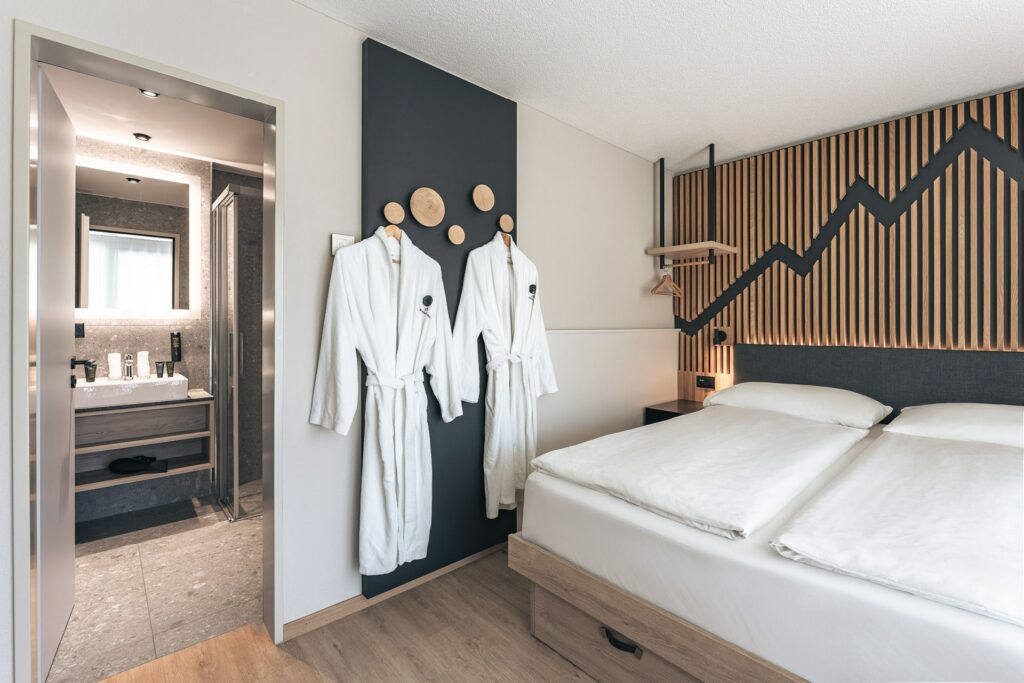 Swiss Holiday Park, Silhouette