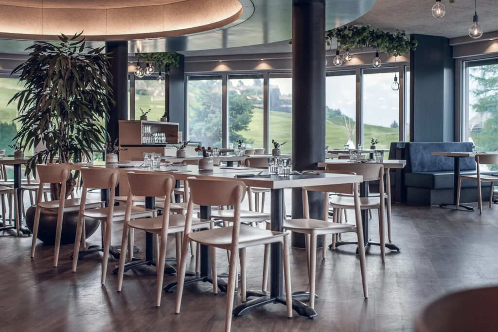 Swiss Holiday Park, Restaurant Panorama Stühle