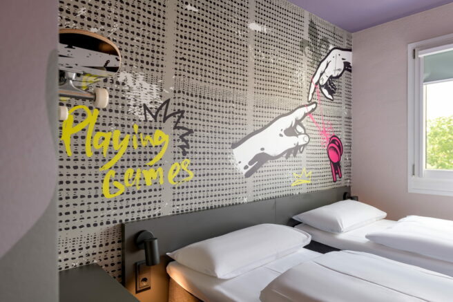 Felix Hotel Darmstadt Downtown, Wanddesign "Playing Games"