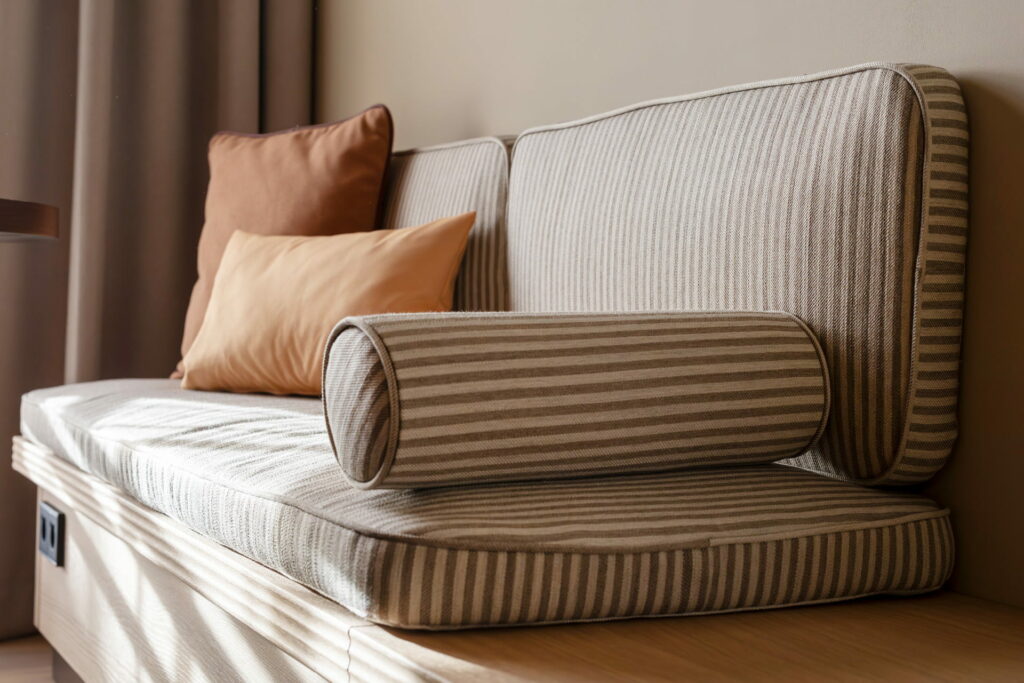 Hotel Zeller in Kahl am Main, Polsterbank