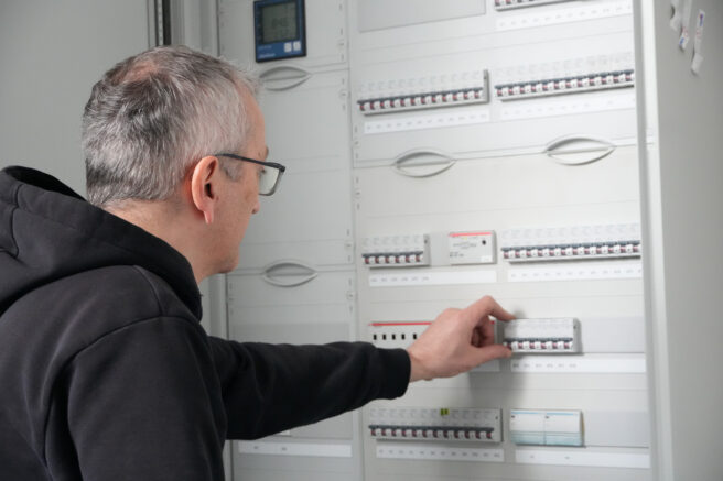 Timo, Elektrik, Team Haustechnik, REINHOLD KELLER