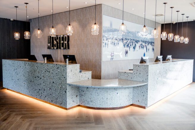 Motel One Hamburg-Alster, Reception, REINHOLD KELLER